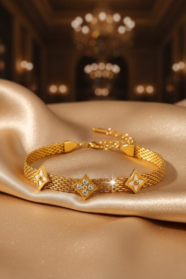 Women’s Bracelet Star Charm Crystal Elegant Touch - Image 2