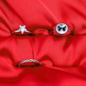 Black Flower Earing-Set Of Rings 3 Pcs Fluffy Women's Accessories-Silver