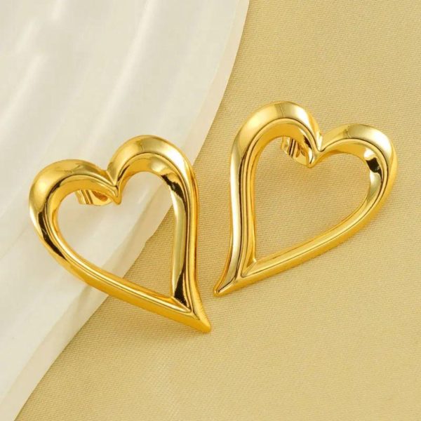 Elegant Open Heart Gold Earrings