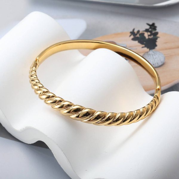 Fluffy Stainless Steel Elegant Bracelet - Image 2