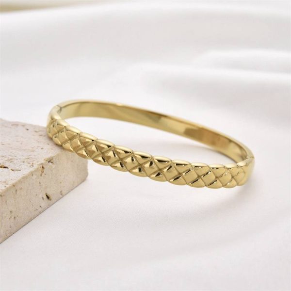 Fluffy Signature Stainless Steel Gold Bracelet