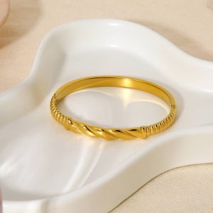 Fluffy Stainless Steel Elegant Bracelet