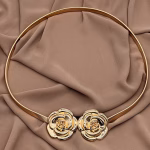 Metal belt in the shape of two roses